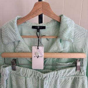 NWT 7 For All Mankind Women’s 2pc Medium Terry Cloth Mint Oversized Shirt Shorts